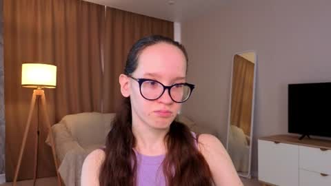 Snapshot of lynettebails chatting on June 30, 2026, 4:19 pm Sara online show from June 30, 2026, 4:19 pm