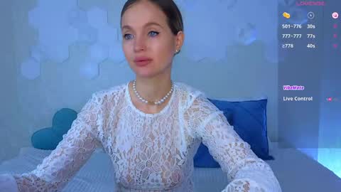 Snapshot of lynna_sparks chatting on April 26, 2026, 2:09 am Lana online show from April 26, 2026, 2:09 am