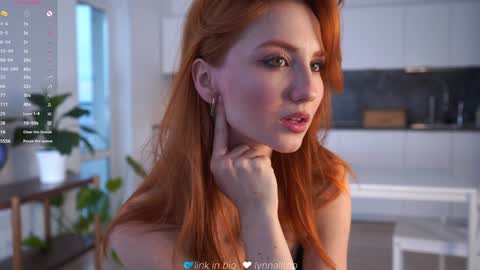 Natasha online show from December 1, 2025, 4:17 am