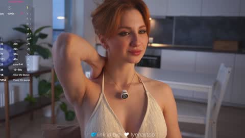 Natasha online show from December 5, 2025, 4:10 am