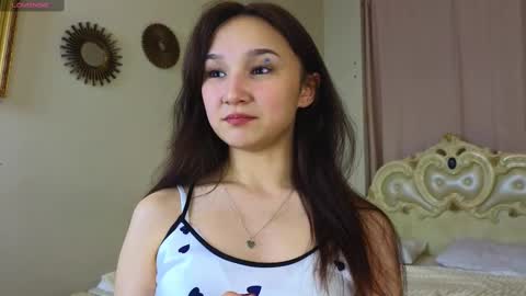 Lola online show from February 20, 2025, 5:40 pm