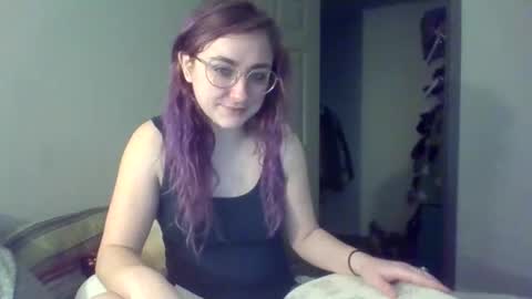 Lynn  online show from February 22, 2026, 2:37 pm