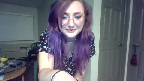 Lynn  online show from February 25, 2026, 11:36 pm