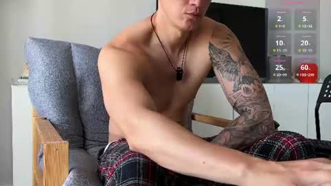 Snapshot of lyon_power_ chatting on July 17, 2026, 6:09 am Dani online show from July 17, 2026, 6:09 am
