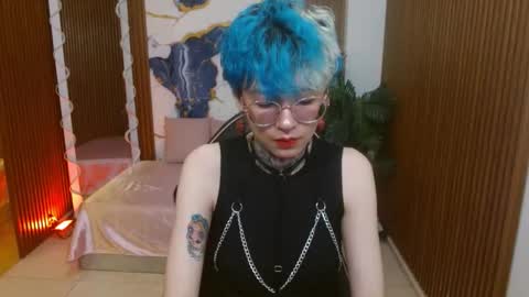 lyra_tay online show from March 15, 2026, 11:27 am