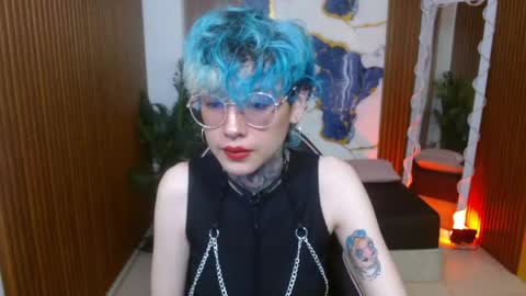 lyra_tay online show from April 29, 2026, 7:31 pm