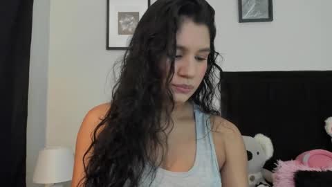 Lyriadiamond online show from January 10, 2026, 8:32 pm