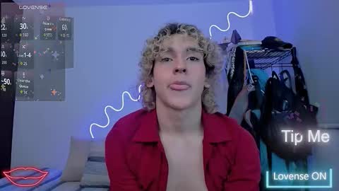 Snapshot of lyric_mirage chatting on November 27, 2025, 2:35 am Lyric online show from November 27, 2025, 2:35 am