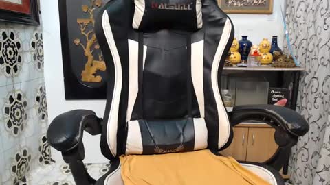 Snapshot of lyubovmoya3 chatting on January 31, 2025, 12:28 am SWEETPINOY online show from January 31, 2025, 12:28 am