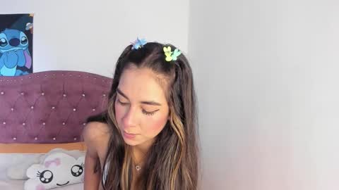 Snapshot of lyzzi_smith01 chatting on December 15, 2025, 9:08 pm Lizzy smith online show from December 15, 2025, 9:08 pm