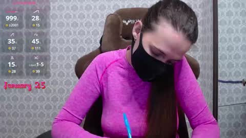 Snapshot of m00n8kiki chatting on January 25, 2025, 7:49 am Ksu online show from January 25, 2025, 7:49 am