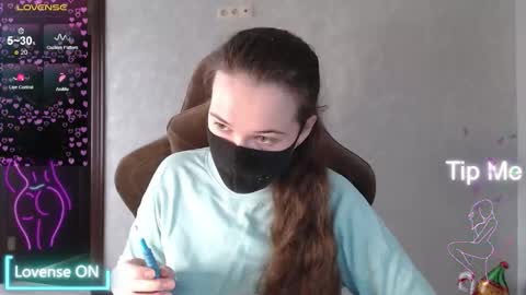 Snapshot of m00n8kiki chatting on March 10, 2026, 5:45 am Ksu online show from March 10, 2026, 5:45 am