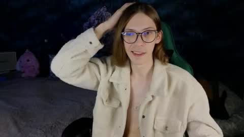 m1shq online show from September 23, 2025, 10:57 pm