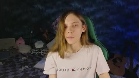 m1shq online show from October 1, 2025, 9:32 pm