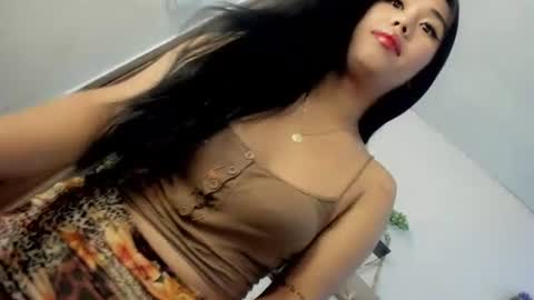 Janelovesu online show from July 2, 2026, 10:21 am
