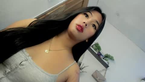 Janelovesu online show from July 13, 2026, 10:45 pm