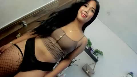 Janelovesu online show from July 15, 2026, 11:43 pm