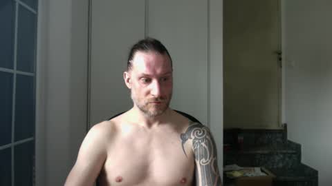 m4rduk online show from March 11, 2025, 9:02 am