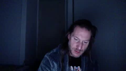 m4rduk online show from November 23, 2025, 6:02 am