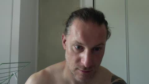 Snapshot of m4rduk81 chatting on August 9, 2026, 9:47 am m4rduk online show from August 9, 2026, 9:47 am