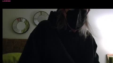 m54whrdn online show from January 11, 2025, 2:20 am