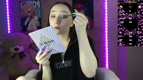 Snapshot of m_e_l_i_s_s_a_ chatting on May 8, 2026, 7:30 pm Melissa online show from May 8, 2026, 7:30 pm