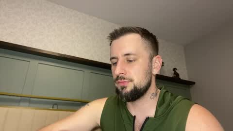 m_stephen online show from May 10, 2026, 10:59 pm