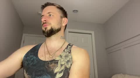 m_stephen online show from May 18, 2026, 4:07 am