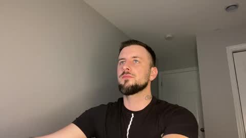 m_stephen online show from June 2, 2026, 11:07 pm