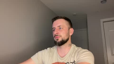 m_stephen online show from June 8, 2026, 3:07 am