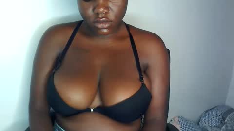 Snapshot of m_tits3 chatting on September 17, 2025, 3:30 am m_tits3 online show from September 17, 2025, 3:30 am