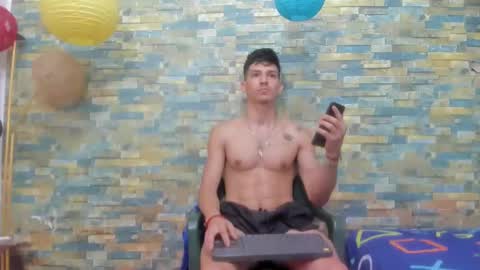 Snapshot of maaster420 chatting on January 17, 2025, 3:53 pm itgram pezlo josue online show from January 17, 2025, 3:53 pm