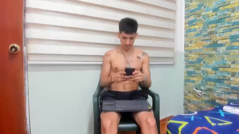 Snapshot of maaster420 chatting on February 5, 2025, 2:59 pm itgram pezlo josue online show from February 5, 2025, 2:59 pm