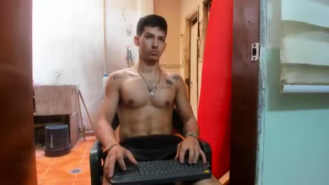 Snapshot of maaster420 chatting on February 6, 2025, 5:30 pm itgram pezlo josue online show from February 6, 2025, 5:30 pm