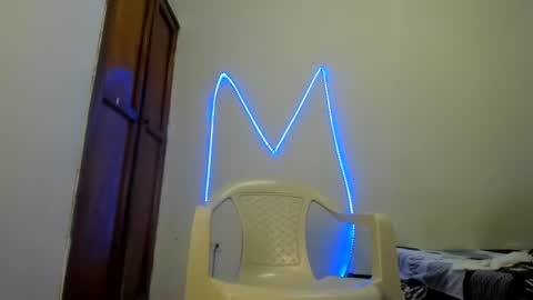 Snapshot of maaster420 chatting on December 16, 2025, 3:44 am itgram pezlo josue online show from December 16, 2025, 3:44 am