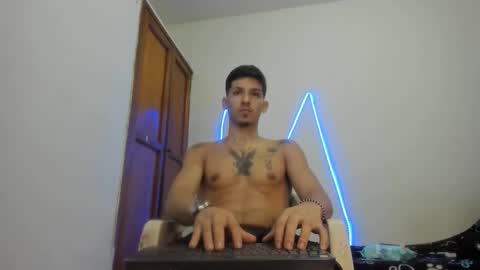 Snapshot of maaster420 chatting on February 3, 2026, 8:14 pm itgram pezlo josue online show from February 3, 2026, 8:14 pm