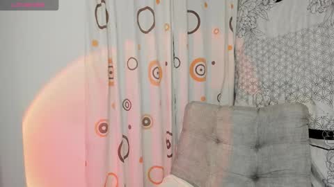 Snapshot of maatt_de_luca chatting on December 17, 2025, 6:47 pm Matt De Luca online show from December 17, 2025, 6:47 pm