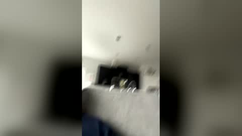 Snapshot of mac19861 chatting on April 12, 2026, 11:32 pm mac19861 online show from April 12, 2026, 11:32 pm