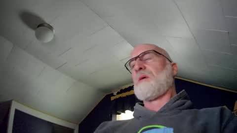 mac8181 online show from February 1, 2025, 12:37 pm
