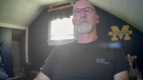 Snapshot of mac8181 chatting on July 4, 2026, 10:43 am mac8181 online show from July 4, 2026, 10:43 am