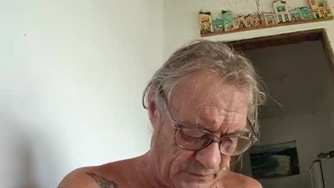 Snapshot of macano4848 chatting on August 2, 2026, 9:52 am macano4848 online show from August 2, 2026, 9:52 am
