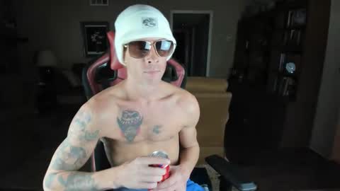Snapshot of machinecumkelly69 chatting on January 15, 2026, 4:28 am machinecumkelly69 online show from January 15, 2026, 4:28 am