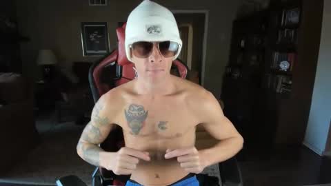 Snapshot of machinecumkelly69 chatting on January 18, 2026, 7:39 pm machinecumkelly69 online show from January 18, 2026, 7:39 pm