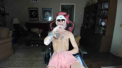 Snapshot of machinecumkelly69 chatting on February 8, 2026, 12:47 am machinecumkelly69 online show from February 8, 2026, 12:47 am