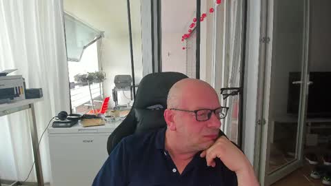 Andy online show from April 28, 2026, 5:56 am