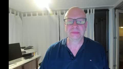 Snapshot of machinegun3dx chatting on July 11, 2026, 2:47 am Andy online show from July 11, 2026, 2:47 am
