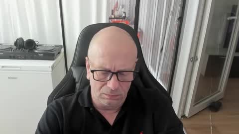Snapshot of machinegun3dx chatting on July 20, 2026, 3:14 pm Andy online show from July 20, 2026, 3:14 pm