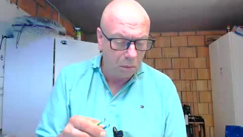 Snapshot of machinegun3dx chatting on July 25, 2026, 6:05 pm Andy online show from July 25, 2026, 6:05 pm