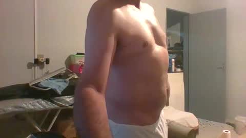 MACHOLIVRE online show from February 1, 2026, 6:01 am