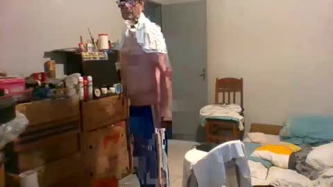 Snapshot of machoalex chatting on June 1, 2026, 5:53 am MACHOLIVRE online show from June 1, 2026, 5:53 am